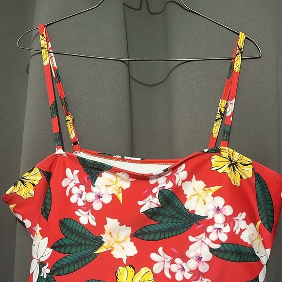 SHEIN 3X bathingsuit top - Picture 2 of 4